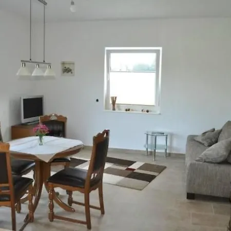 Am Waldesrand By Interhome Lägenhet